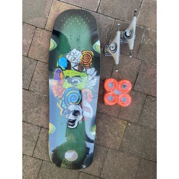 MADNESS Fit Blunt R7 10,0" Surfskate C5 shaped Complete green 